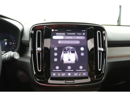 Volvo  EX40 Single Extended Ultra Black Edition Europa 82 kWh | Snel Beschikbaar | Panoramadak | Harman/Kardo... ActivLease financial lease