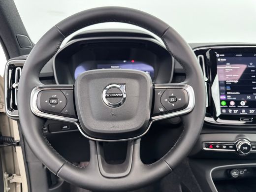 Volvo  EX40 Single Motor Extended Range 82kWh Plus | 19" | Panoramadak| Harman Kardon | 360 Camera | Getint G... ActivLease financial lease