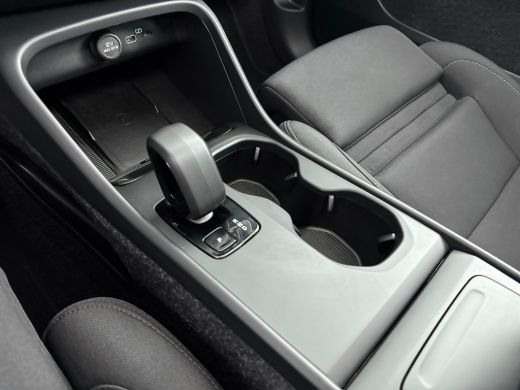 Volvo  EX40 Single Motor Extended Range Plus Black Ed. 82 kWh | 20" | Panoramadak | 360 Camera | Harman Kardo... ActivLease financial lease