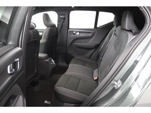 Volvo  EX40 Single Motor Extended Range Ultra Europa 82 kWh | Snel Beschikbaar | Panoramadak | 360&deg; Camera | ... ActivLease financial lease