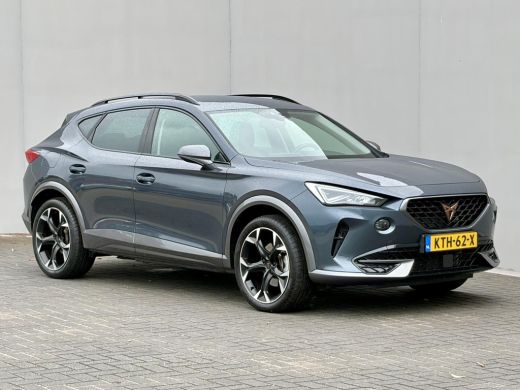 CUPRA Formentor 1.4 e-Hybrid Performance / PHEV / 19" Velgen / 3 fasen Laden / Camera / Apple Carplay / Android A... ActivLease financial lease