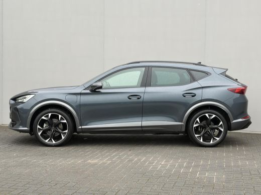 CUPRA Formentor 1.4 e-Hybrid Performance / PHEV / 19" Velgen / 3 fasen Laden / Camera / Apple Carplay / Android A... ActivLease financial lease