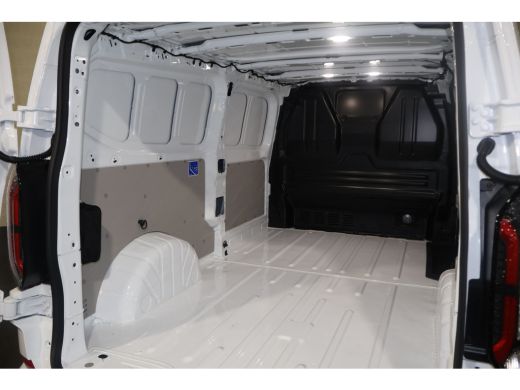 Ford E-Transit Custom L2 H1 Limited 71 kWh B&O Sound ActivLease financial lease