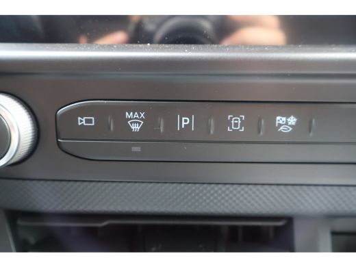 Ford E-Transit Custom L2 H1 Limited 71 kWh B&O Sound ActivLease financial lease