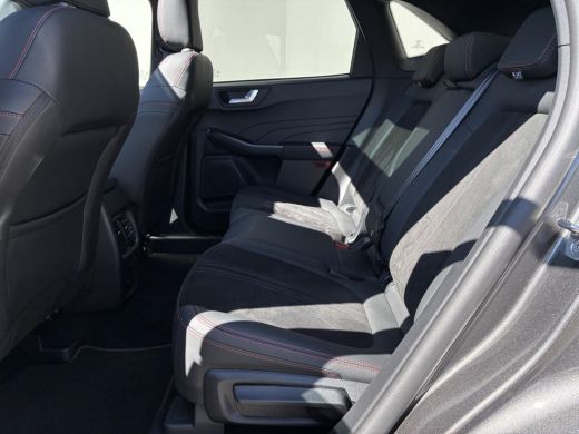 Ford Kuga 2.5 PHEV ST-Line X / Fabrieksgarantie t/m 02-2029 / WINTER-PACK / Trekgewicht 2.100 KG / Elektisc... ActivLease financial lease