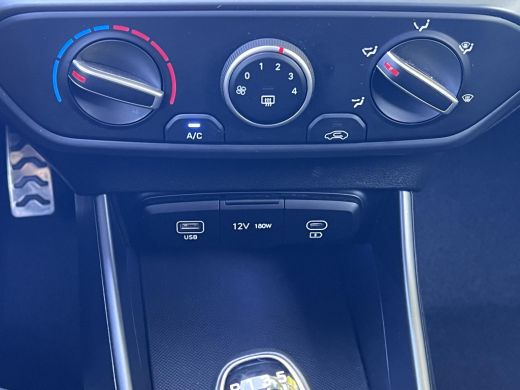 Hyundai Bayon 1.0 T-GDI Comfort / Dealer onderhouden / Navigatie / Airco / Apple Carplay  Android / ActivLease financial lease