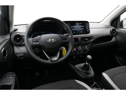 Hyundai i10 1.0 Comfort Smart / Navigatie / Camera / Apple Carplay & Android Auto / Bluetooth / Airco / ActivLease financial lease
