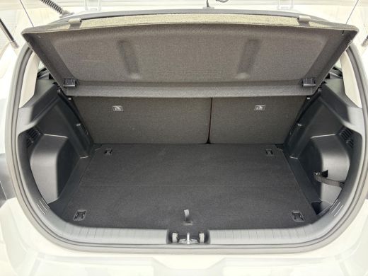 Hyundai i20 1.0 T-GDI Comfort Nieuw uit voorraad leverbaar | 16-inch lichtmetalen velgen | Achteruitrijcamera... ActivLease financial lease