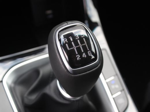 Hyundai i30 1.0 T-GDi MHEV Comfort / Navigatie + Android Auto/Apple Carplay / DAB / Climate Control / Cruise ... ActivLease financial lease