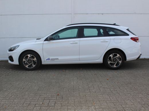 Hyundai i30 1.0 T-GDi MHEV Comfort / Navigatie + Android Auto/Apple Carplay / DAB / Climate Control / Cruise ... ActivLease financial lease