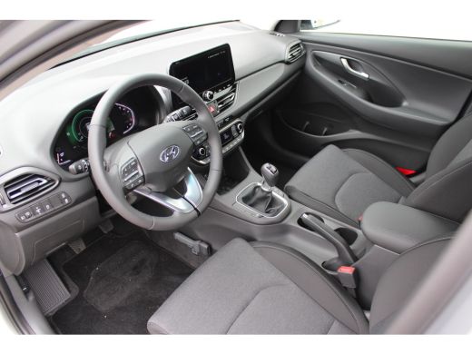 Hyundai i30 1.0 T-GDi MHEV Comfort Smart / Navigatie + Apple Carplay/Android Auto / Climate Control / Achteru... ActivLease financial lease