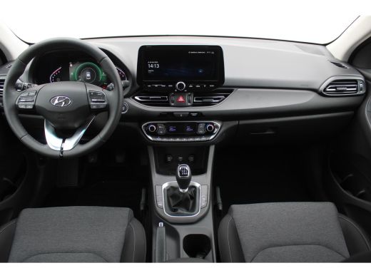 Hyundai i30 1.0 T-GDi MHEV Comfort Smart / Navigatie + Apple Carplay/Android Auto / Climate Control / Achteru... ActivLease financial lease