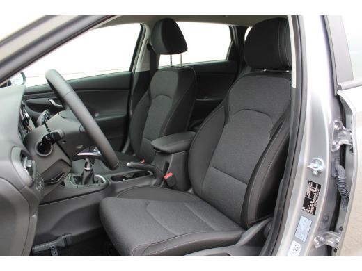 Hyundai i30 1.0 T-GDi MHEV Comfort Smart / Navigatie + Apple Carplay/Android Auto / Climate Control / Achteru... ActivLease financial lease
