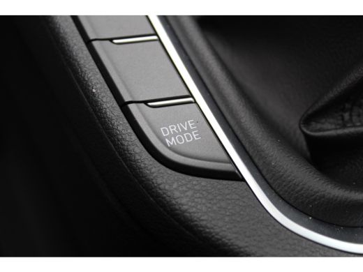 Hyundai i30 1.0 T-GDi MHEV Comfort Smart / Navigatie + Apple Carplay/Android Auto / Climate Control / Achteru... ActivLease financial lease