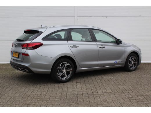 Hyundai i30 1.0 T-GDi MHEV Comfort Smart / Navigatie + Apple Carplay/Android Auto / Climate Control / Achteru... ActivLease financial lease