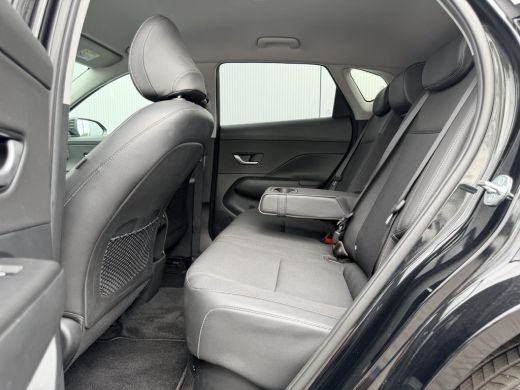 Hyundai Kona 1.6 GDI HEV Comfort Smart / Fabrieksgarantie tot 2-2030 / Stoel- & Stuurverwarming / Navigatie / ... ActivLease financial lease