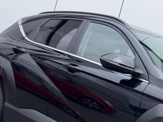 Hyundai Kona 1.6 GDI HEV Comfort Smart / Fabrieksgarantie tot 2-2030 / Stoel- & Stuurverwarming / Navigatie / ... ActivLease financial lease