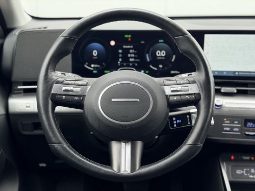 Hyundai Kona 1.6 GDI HEV Comfort Smart / Fabrieksgarantie tot 2-2030 / Stoel- & Stuurverwarming / Navigatie / ... ActivLease financial lease