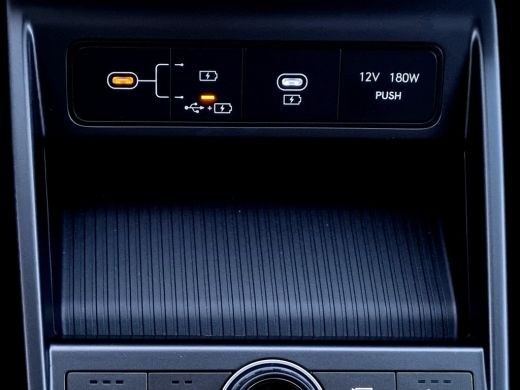 Hyundai Kona 1.6 GDI HEV Comfort Smart / Voorstoelen verwarmd / Apple Carplay/Android Auto / Navigatiesysteem/ ActivLease financial lease