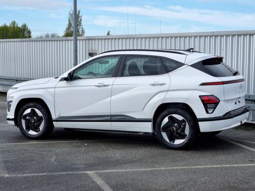 Hyundai Kona Comfort Smart 65.4 kWh WVB / Navigatie / Blind-Spot Collision-Avoidance Assist / Adaptieve Cruise... ActivLease financial lease