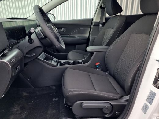 Hyundai Kona Comfort Smart 65.4 kWh WVB / Navigatie / Blind-Spot Collision-Avoidance Assist / Adaptieve Cruise... ActivLease financial lease