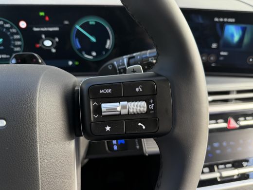 Hyundai Santa Fe 1.6 T-GDI HEV Premium 7p / Nieuw op Voorraad / Ledere Bekleding / 7 Persoons / Vol Uitgerust met ... ActivLease financial lease