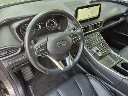 Hyundai Santa Fe 1.6 T-GDI PHEV Premium / AWD / Fabrieksgarantie tot 1/7/2027 / Dealer onderhouden  / EAER 58km / ... ActivLease financial lease