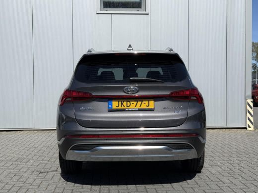 Hyundai Santa Fe 1.6 T-GDI PHEV Premium / AWD / Fabrieksgarantie tot 1/7/2027 / Dealer onderhouden  / EAER 58km / ... ActivLease financial lease