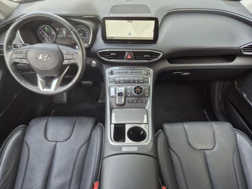 Hyundai Santa Fe 1.6 T-GDI PHEV Premium / AWD / Fabrieksgarantie tot 1/7/2027 / Dealer onderhouden  / EAER 58km / ... ActivLease financial lease