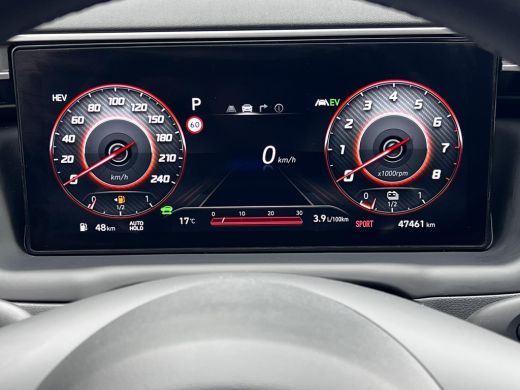Hyundai Tucson 1.6 T-GDI PHEV Comfort Smart 4WD / Fabrieksgarantie tot 02-2027 / Afn. trekhaak 1.350 kg / Naviga... ActivLease financial lease