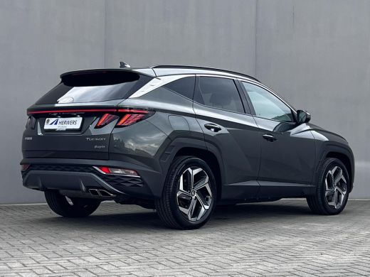 Hyundai Tucson 1.6 T-GDI PHEV Comfort Smart 4WD / Fabrieksgarantie tot 02-2027 / Afn. trekhaak 1.350 kg / Naviga... ActivLease financial lease
