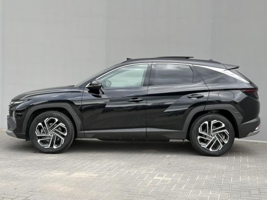 Hyundai Tucson 1.6 T-GDI PHEV Premium Sky 4WD /Accu SoH 100 % / Fabrieksgarantie tot 10-2029 / Panorama schuifda... ActivLease financial lease