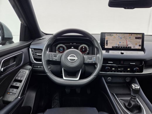 Nissan QASHQAI 1.3 MHEV Tekna / NL Auto / Trekhaak 1400 KG / Panoramadak / All Seasonbanden / Half Lederen Bekle... ActivLease financial lease
