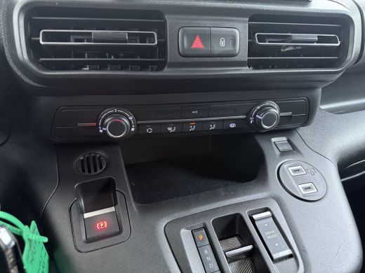 Opel Combo 1.5D L1 130pk automaat | Achteruitrijcamera | Cruise control | Dodehoek detectie ActivLease financial lease