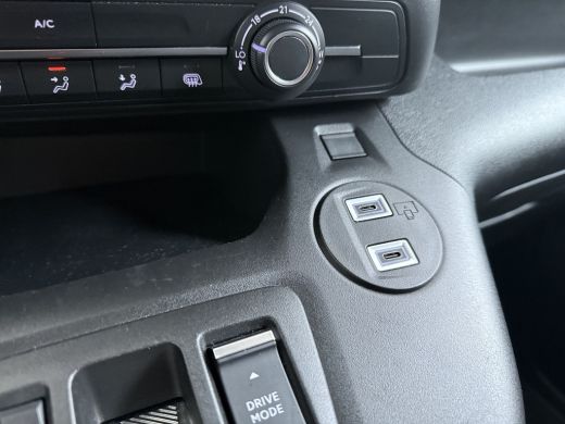 Opel Combo 1.5D L1 130pk automaat | Achteruitrijcamera | Cruise control | Dodehoek detectie ActivLease financial lease