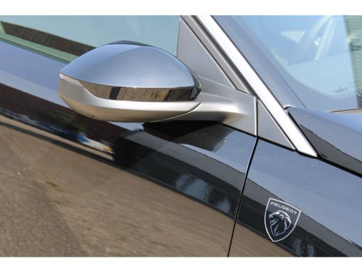 Peugeot 3008 GT 1.6 Plug-In Hybrid AGR-Stoelen | 360 Graden Camera | Adaptive Cruise Control | Alcantara | Tre... ActivLease financial lease