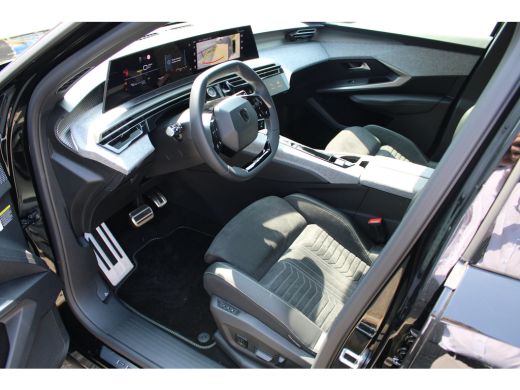 Peugeot 3008 GT 1.6 Plug-In Hybrid AGR-Stoelen | 360 Graden Camera | Adaptive Cruise Control | Alcantara | Tre... ActivLease financial lease