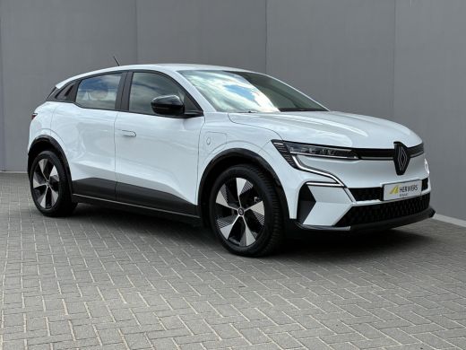 Renault Megane E-Tech E-Tech EV40 Boost Charge Equilibre / SOH 93,25% / All Season Banden / Navigatie via Apple Carplay... ActivLease financial lease