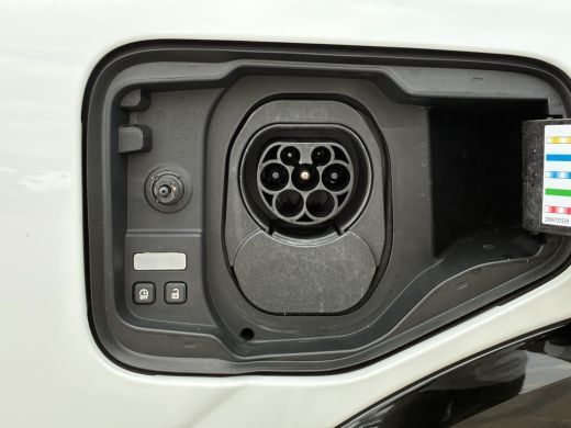 Renault Megane E-Tech E-Tech EV40 Boost Charge Equilibre / SOH 93,25% / All Season Banden / Navigatie via Apple Carplay... ActivLease financial lease