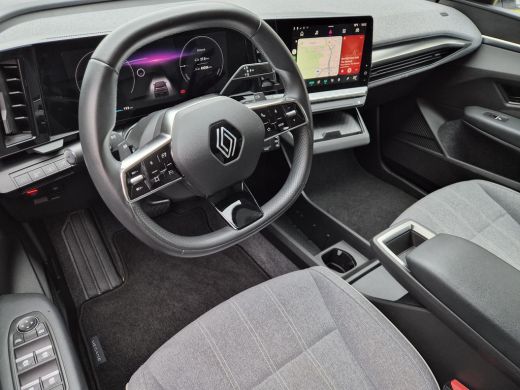 Renault Megane E-Tech E-Tech EV40 Boost Charge Equilibre / SOH 93,25% / All Season Banden / Navigatie via Apple Carplay... ActivLease financial lease