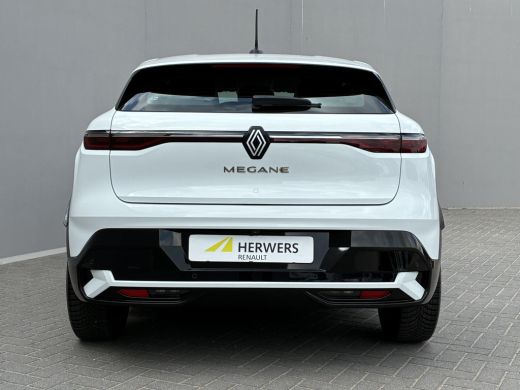 Renault Megane E-Tech E-Tech EV40 Boost Charge Equilibre / SOH 93,25% / All Season Banden / Navigatie via Apple Carplay... ActivLease financial lease