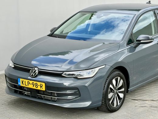 Volkswagen Golf Variant 1.5 TSI R-Line Edition / Airco / Stuur & Stoelverwarming / Adaptive cruise control / hill... ActivLease financial lease