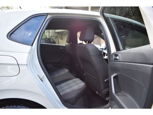 Volkswagen Polo 2.0 TSI 210PK DSG GTI-SPORT LED/CARPLAY/PDC ActivLease financial lease
