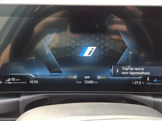 BMW 3 Serie Touring 330e / SOH 95% / Dealer onderhouden / 1.500 kg Elektr. trekhaak / EAER 60 km / Apple Carp... ActivLease financial lease