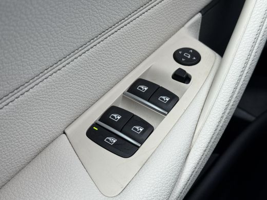 BMW 5 Serie Touring 530e High Executive INDIVIDUAL / Dealer Onderhouden / Harman Kardon / 1.700 kg Trekgewich... ActivLease financial lease