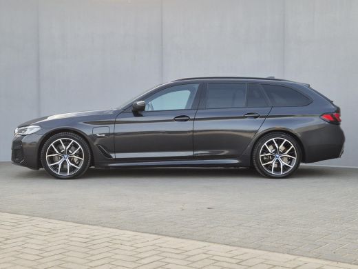 BMW 5 Serie Touring 530e xDrive Business Edition Plus / Accu SOH 98% / Drie fase laden / Apple Carplay Androi... ActivLease financial lease