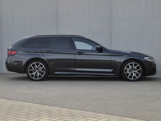BMW 5 Serie Touring 530e xDrive Business Edition Plus / Accu SOH 98% / Drie fase laden / Apple Carplay Androi... ActivLease financial lease
