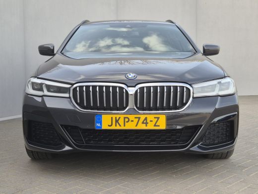 BMW 5 Serie Touring 530e xDrive Business Edition Plus / Accu SOH 98% / Drie fase laden / Apple Carplay Androi... ActivLease financial lease