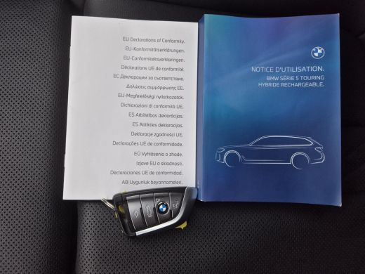BMW 5 Serie Touring 530e xDrive Business Edition Plus / Accu SOH 98% / Drie fase laden / Apple Carplay Androi... ActivLease financial lease