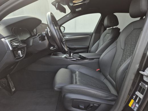 BMW 5 Serie Touring 530e xDrive Business Edition Plus / Accu SOH 98% / Drie fase laden / Apple Carplay Androi... ActivLease financial lease